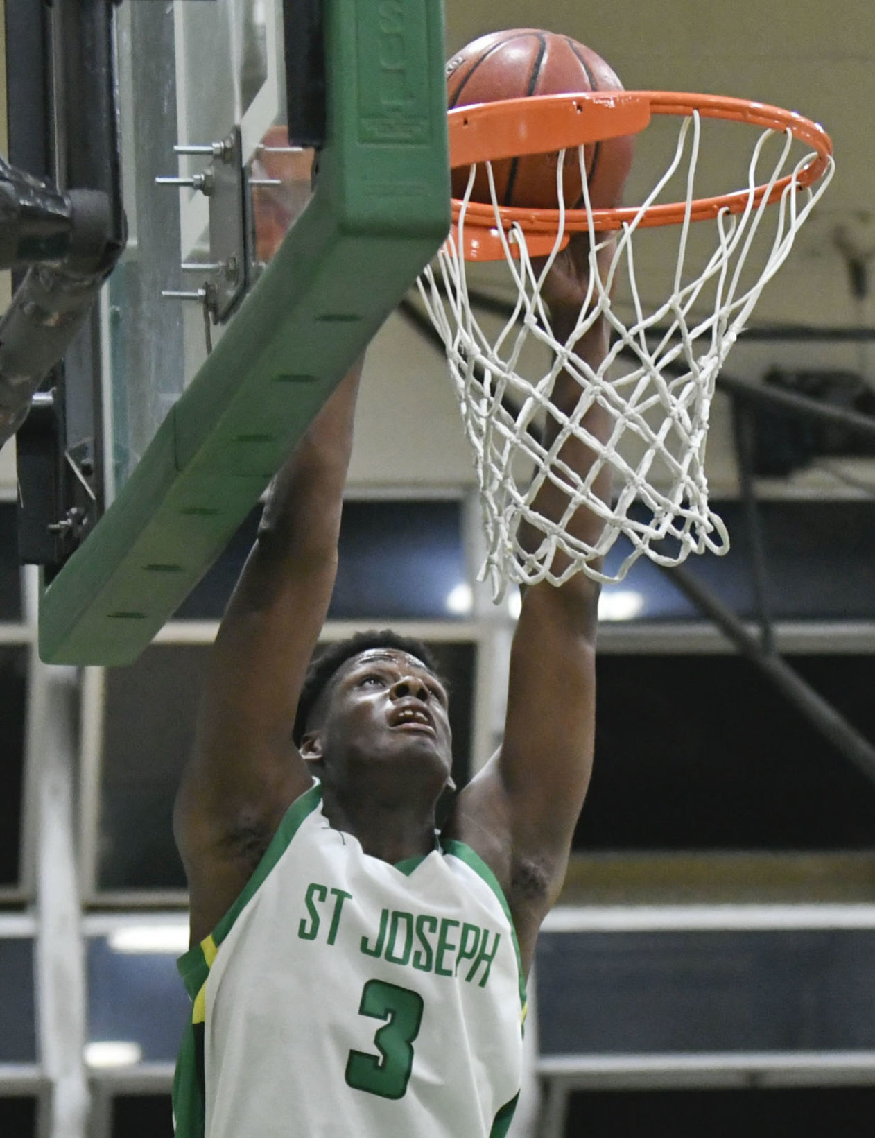 022020 Fresno C vs SJ basketball 11.jpg